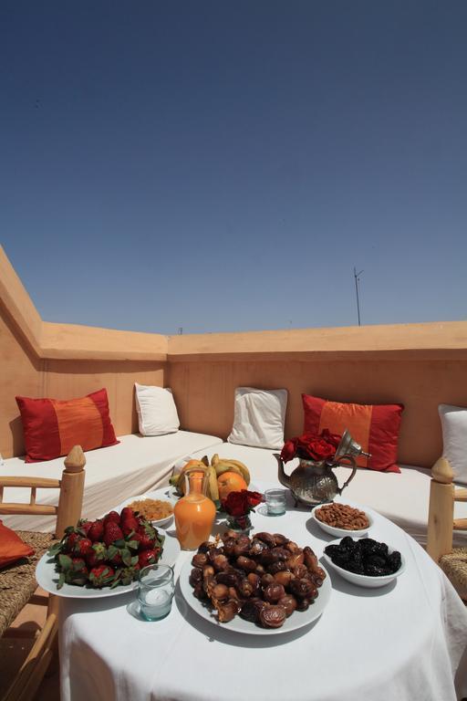 Riad Dar Aicha En Exclusivite มาร์ราเกช ภายนอก รูปภาพ