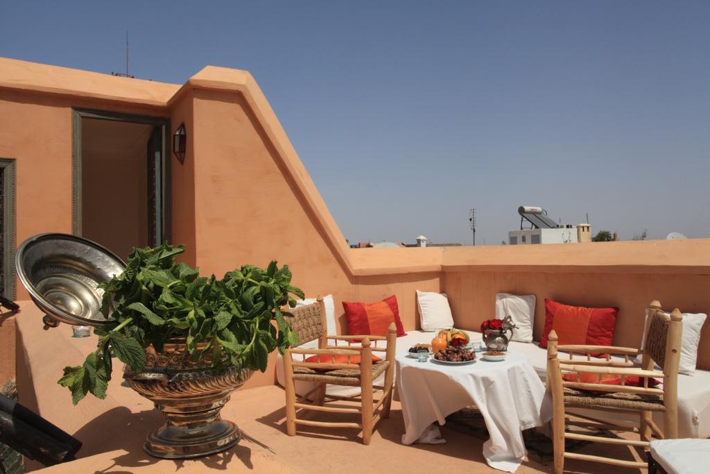 Riad Dar Aicha En Exclusivite มาร์ราเกช ภายนอก รูปภาพ